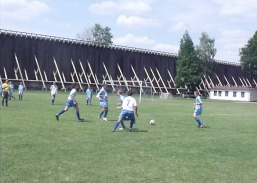 Mecz piłki nożnej ligi okręgowej trampkarzy  CKS Zdrój Ciechocinek - Wzgórze Raciążek