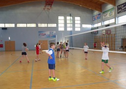 Andrzejkowy Turniej mini piłki siatkowej dla młodzieży szkół podstawowych