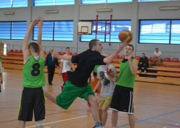 Turniej Piłki Koszykowej w kategorii drużyn 5-osobowych dla młodzieży szkół gimnazjalnych i ponadgimnazjalnych