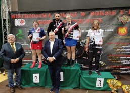 Patrycja Trykowska i Dominik Kornacki  z medalami Mistrzostw Polski Juniorek i Juniorów w Sokółce