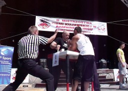 II Mistrzostwa Ziemi Kujawskiej w Armwrestlingu - siłowaniu na ręce